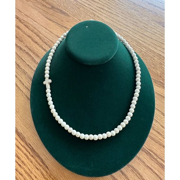 White Howlite Beaded Necklace With Cross Accent & Lobster Clasp Closure - Picture 1 of 7